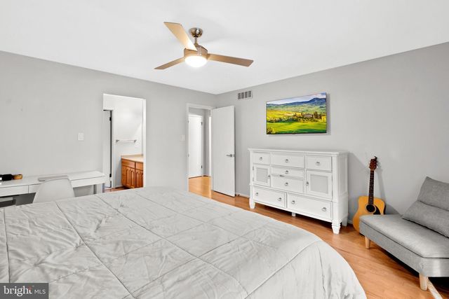 88 TALLOWOOD DR, Medford, NJ 08055