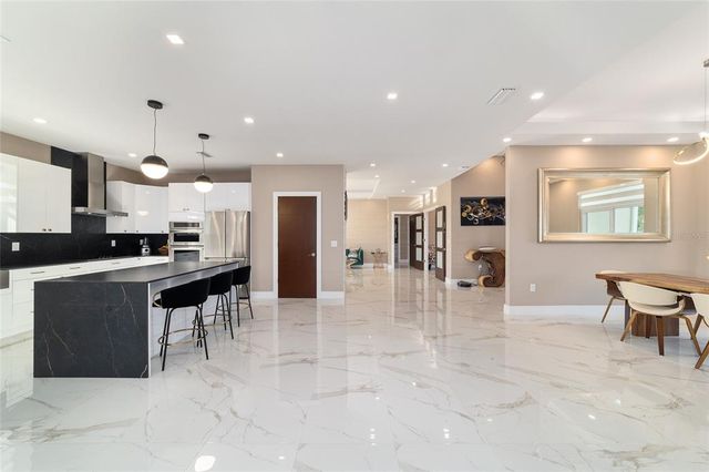 9730 SW 27 AVENUE, Ocala, FL 34476