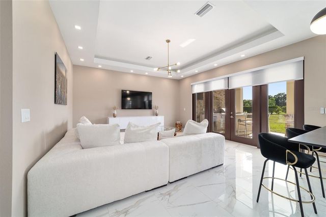9730 SW 27 AVENUE, Ocala, FL 34476