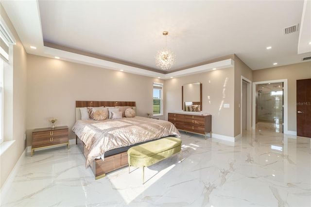 9730 SW 27 AVENUE, Ocala, FL 34476