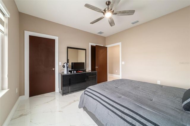 9730 SW 27 AVENUE, Ocala, FL 34476