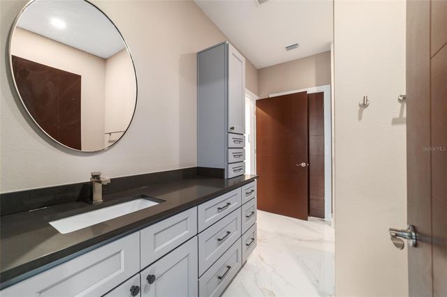 9730 SW 27 AVENUE, Ocala, FL 34476