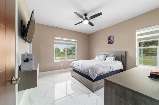 9730 SW 27 AVENUE, Ocala, FL 34476
