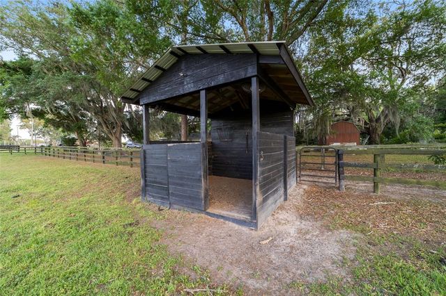9730 SW 27 AVENUE, Ocala, FL 34476