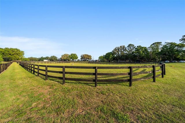 9730 SW 27 AVENUE, Ocala, FL 34476