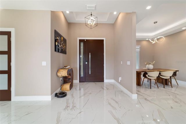 9730 SW 27 AVENUE, Ocala, FL 34476