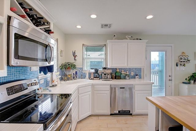 657 Sandpiper, Port Aransas, TX 78373