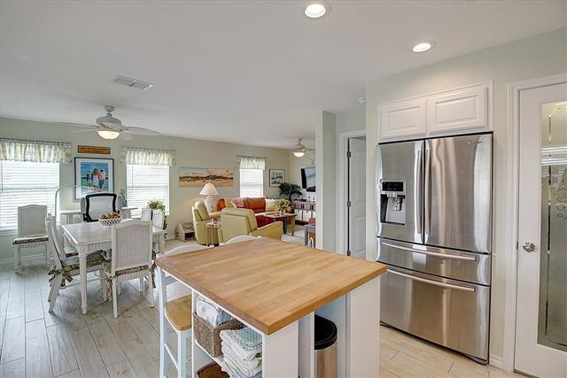 657 Sandpiper, Port Aransas, TX 78373