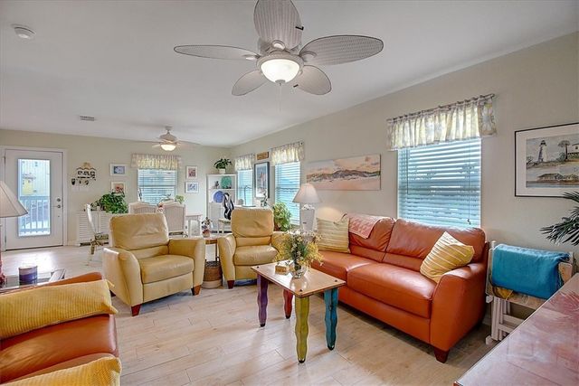 657 Sandpiper, Port Aransas, TX 78373