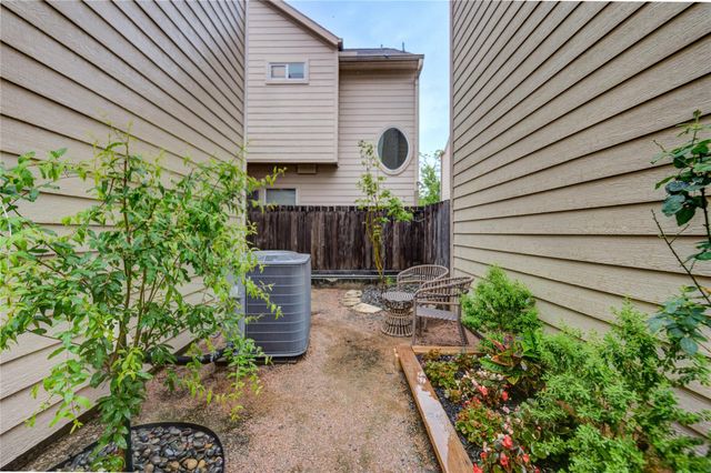 2206 Naomi Street 13, Houston, TX 77054