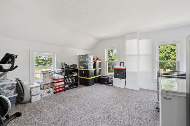 132 Green Street, Center Point, IA 52213