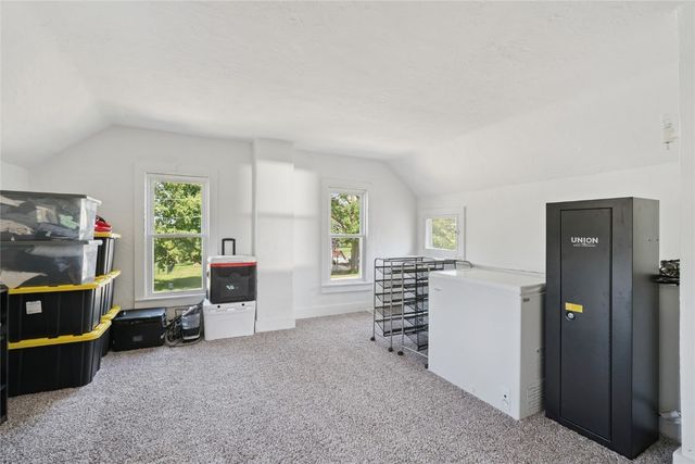 132 Green Street, Center Point, IA 52213