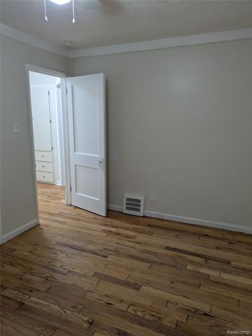 12893 Payton Street, Detroit, MI 48224