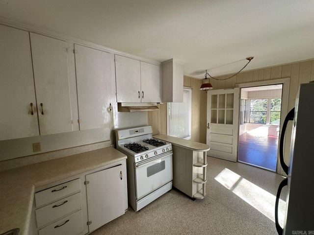 131 Magnolia Street, Hot Springs, AR 71901