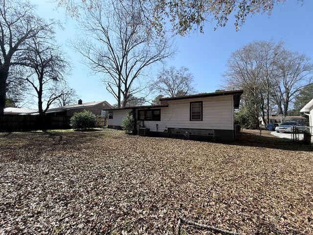 109 E Marion Drive, Dothan, AL 36301