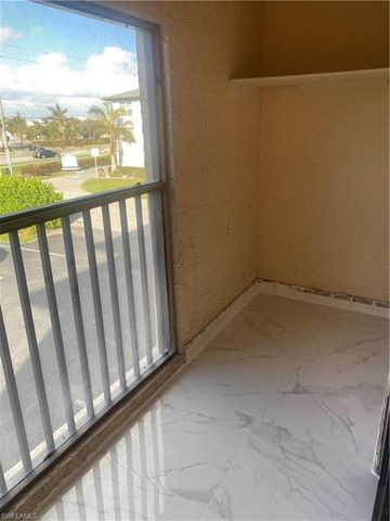 830 Wiggins Pass RD 10, Naples, FL 34110