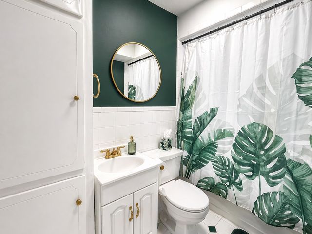 889 Jerry Lane, Bedford, TX 76022