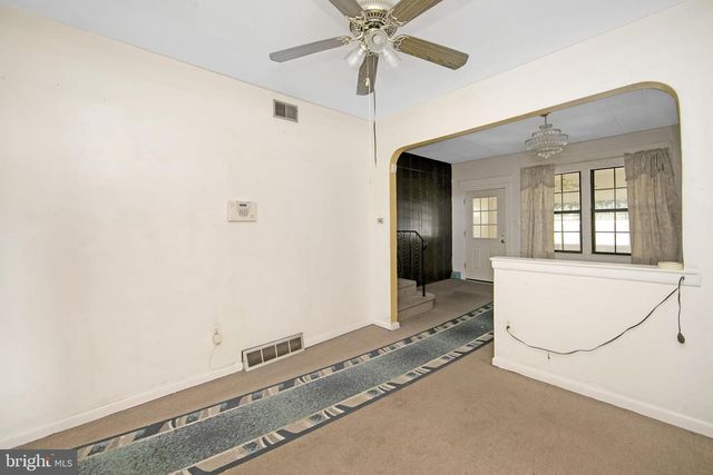 1153 BERGEN AVE, Camden, NJ 08105