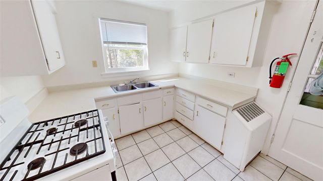 4131 Arkansas D, Los Alamos, NM 87544