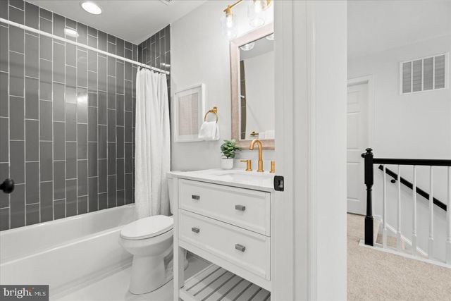 917 GLADWAY RD, Middle River, MD 21220