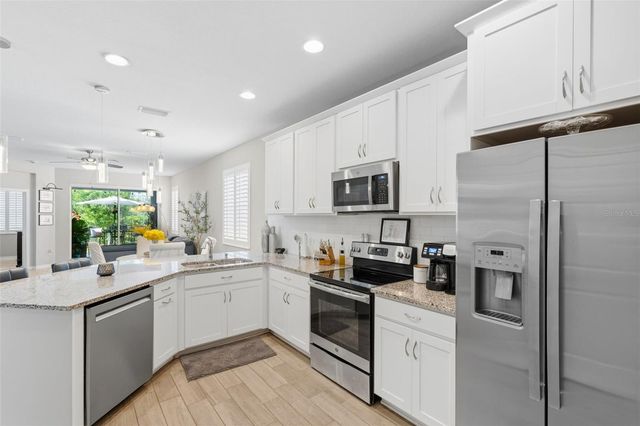 6017 AMBERLY DRIVE, Bradenton, FL 34208