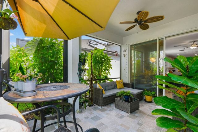 6017 AMBERLY DRIVE, Bradenton, FL 34208