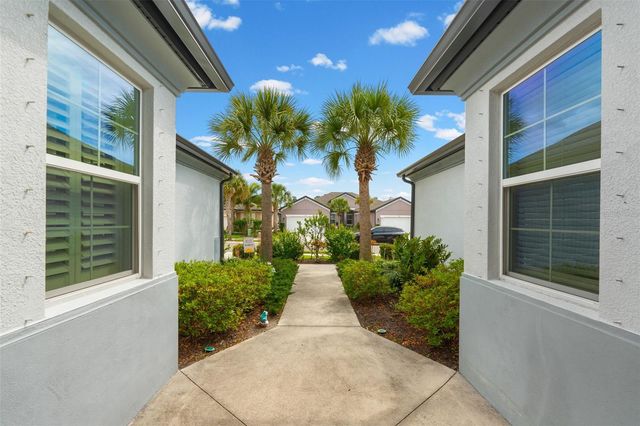 6017 AMBERLY DRIVE, Bradenton, FL 34208