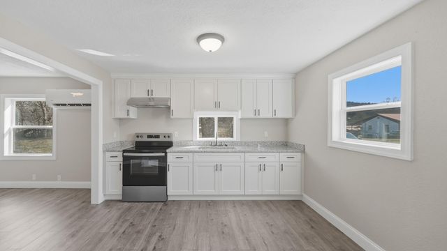 171 S Chestnut Street, Whitwell, TN 37397