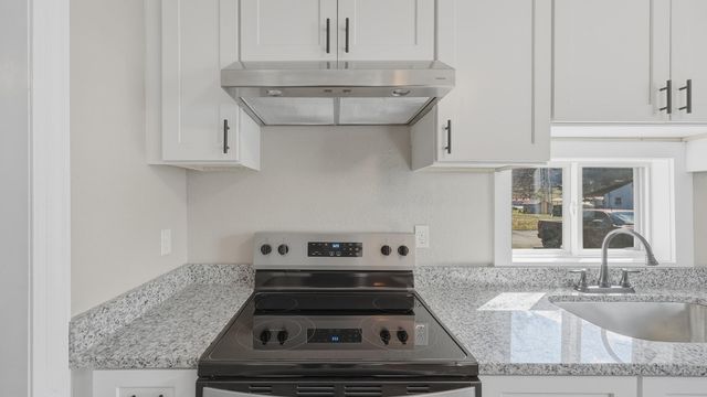 171 S Chestnut Street, Whitwell, TN 37397