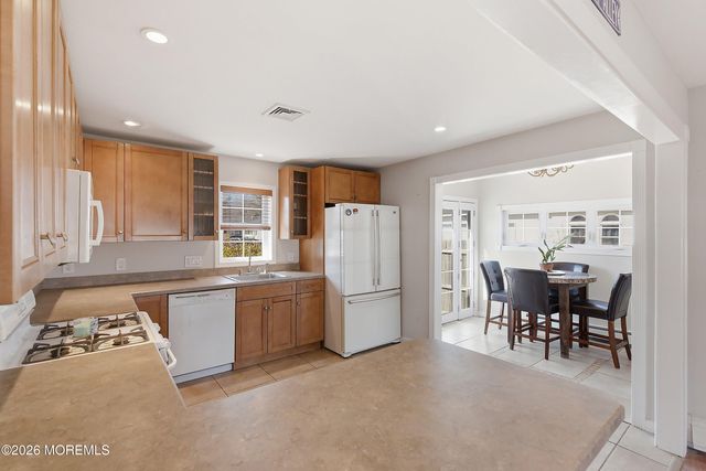 295 Kettle Creek Road, Toms River, NJ 08753