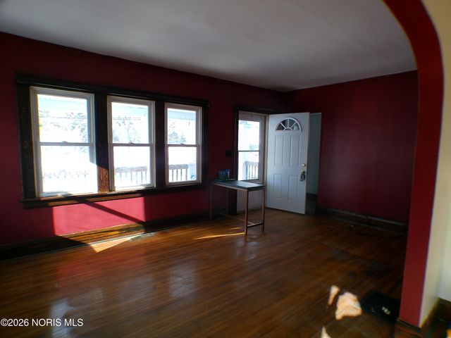 504 N Main Street, Walbridge, OH 43465