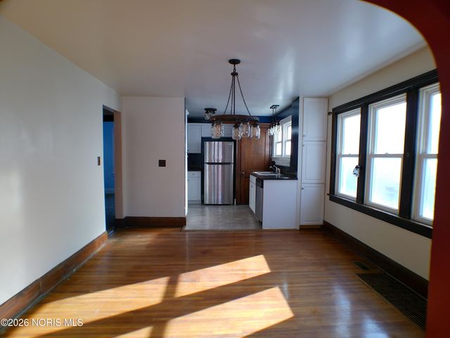 504 N Main Street, Walbridge, OH 43465