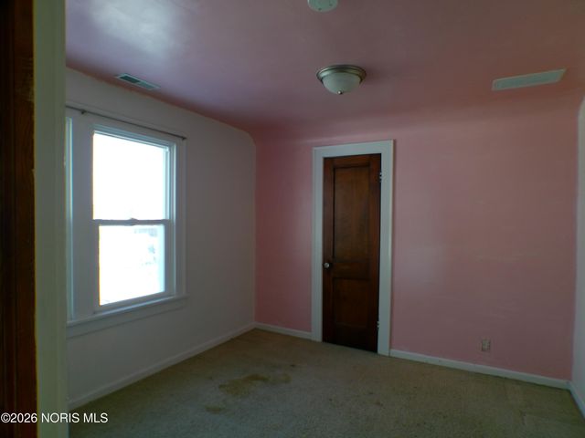 504 N Main Street, Walbridge, OH 43465