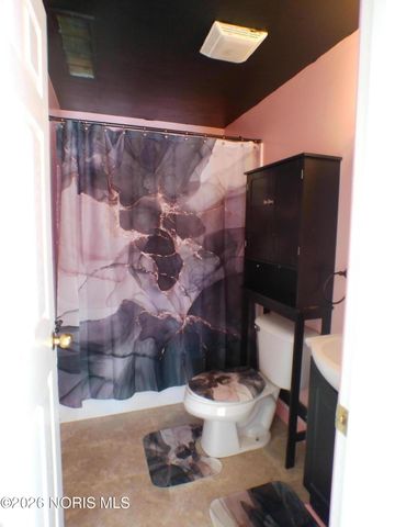 504 N Main Street, Walbridge, OH 43465