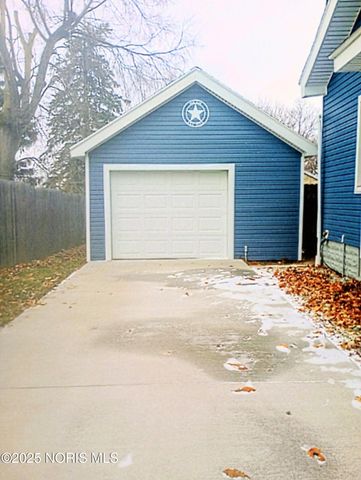 504 N Main Street, Walbridge, OH 43465