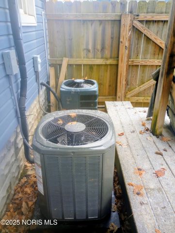 504 N Main Street, Walbridge, OH 43465