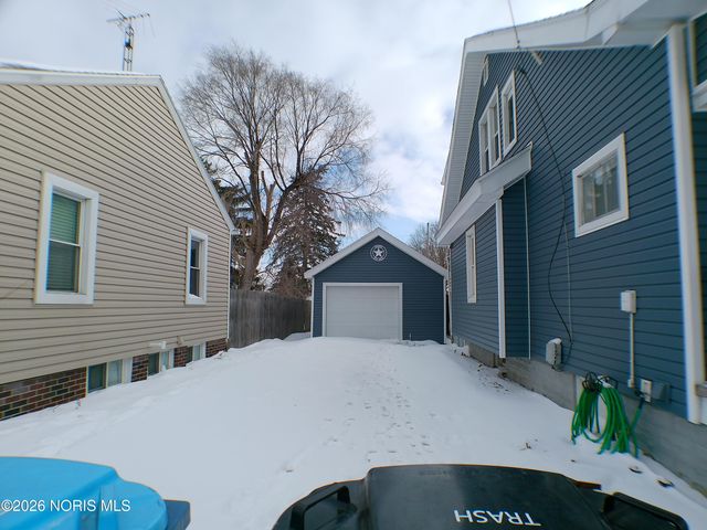 504 N Main Street, Walbridge, OH 43465