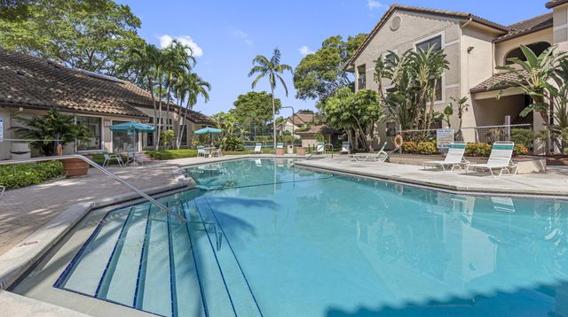4221 W McNab Road, Pompano Beach, FL 33069