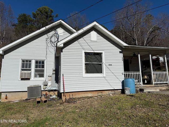 4041 Rocky Branch Rd, Walland, TN 37886