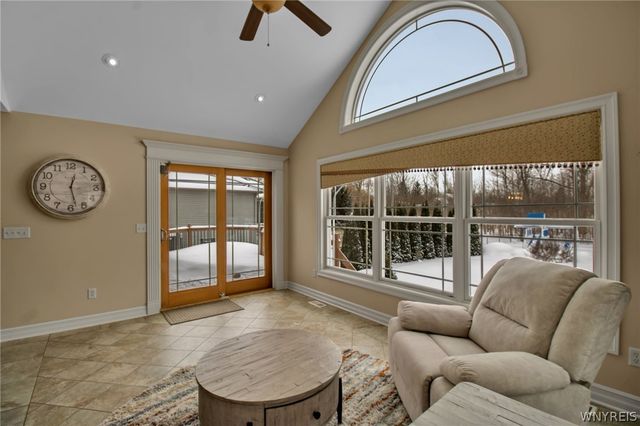 10 Tranquility Trail, Lancaster, NY 14086