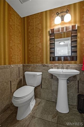 10 Tranquility Trail, Lancaster, NY 14086