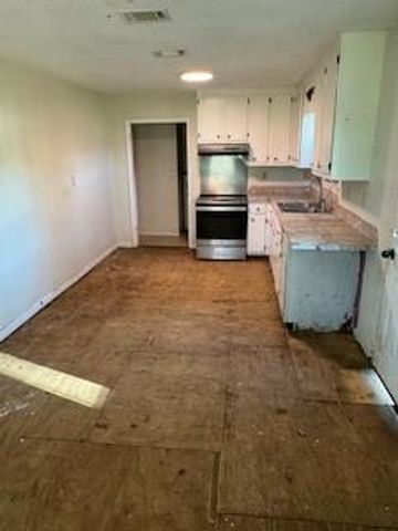 7390 Clover Drive, Irvington, AL 36544