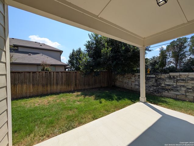 712 Gristmill Dr, New Braunfels, TX 78130