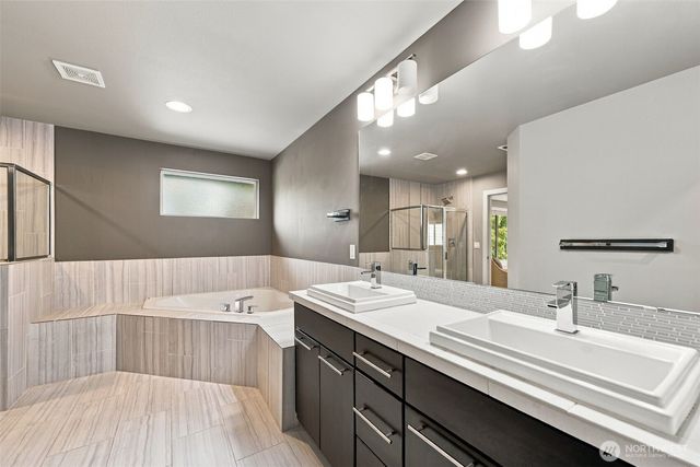 3725 200th Place SE, Bothell, WA 98012