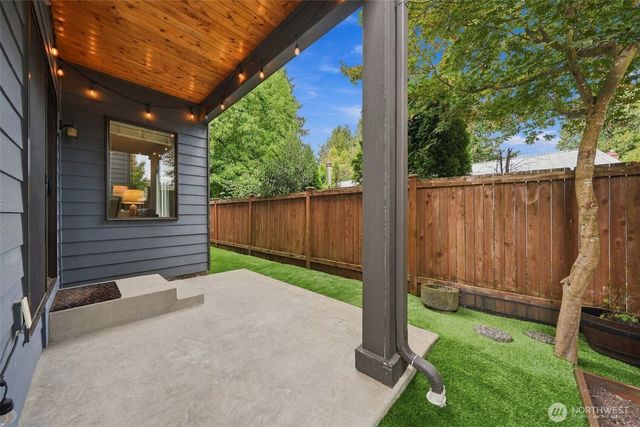 3725 200th Place SE, Bothell, WA 98012