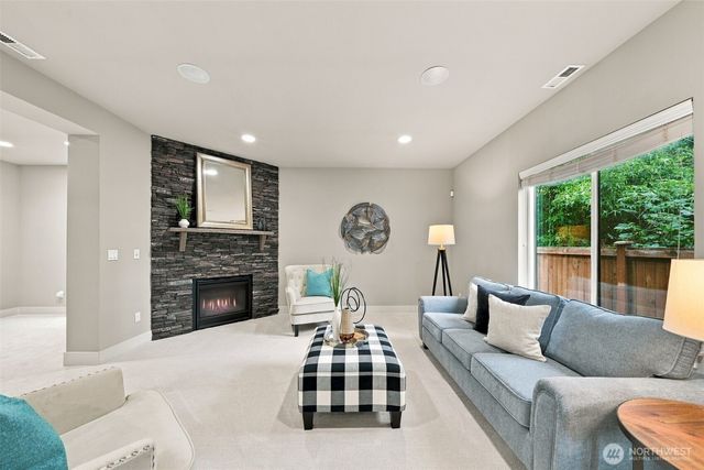 3725 200th Place SE, Bothell, WA 98012