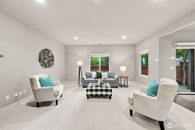 3725 200th Place SE, Bothell, WA 98012
