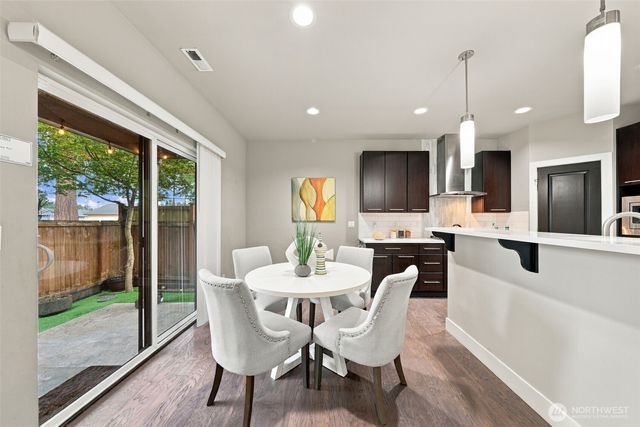 3725 200th Place SE, Bothell, WA 98012