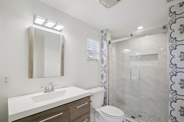 3808 CORAL DRIVE, Tampa, FL 33619