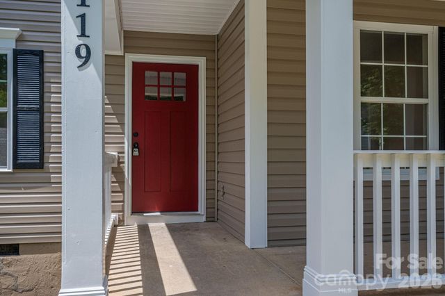 3119 Mintleaf Drive, Charlotte, NC 28269